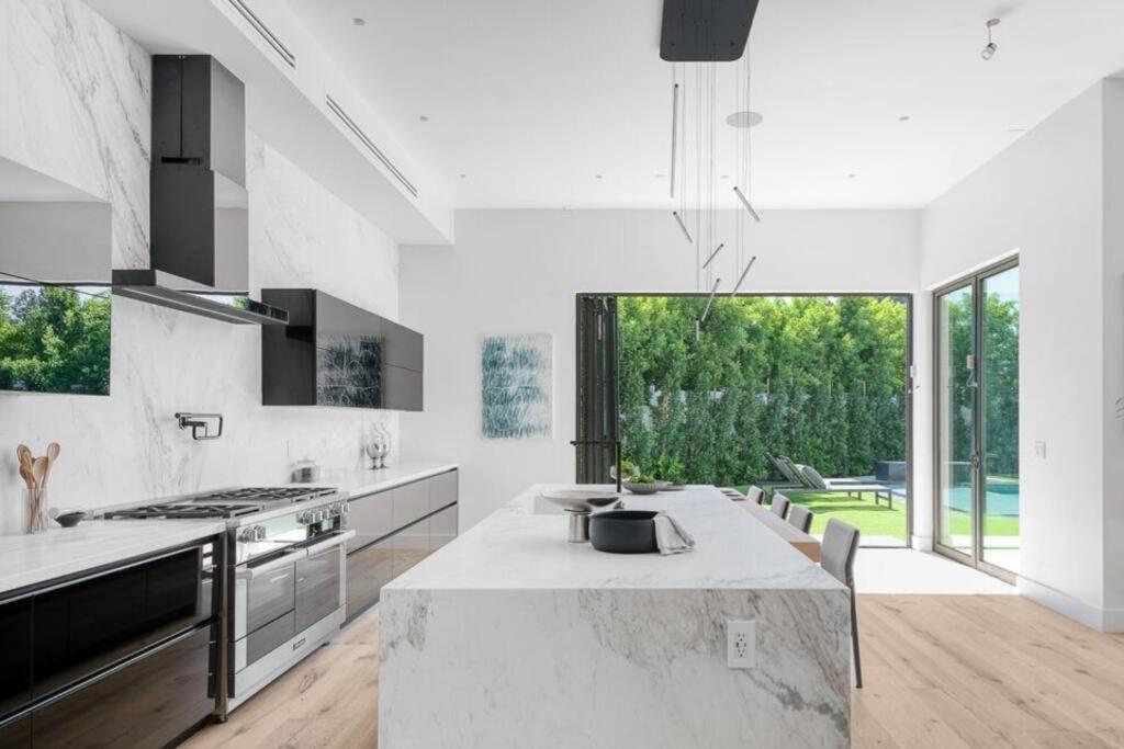 Holiday home ৎ୭ Hollywood Sign View Manor Lux ৎ୭ Los Angeles